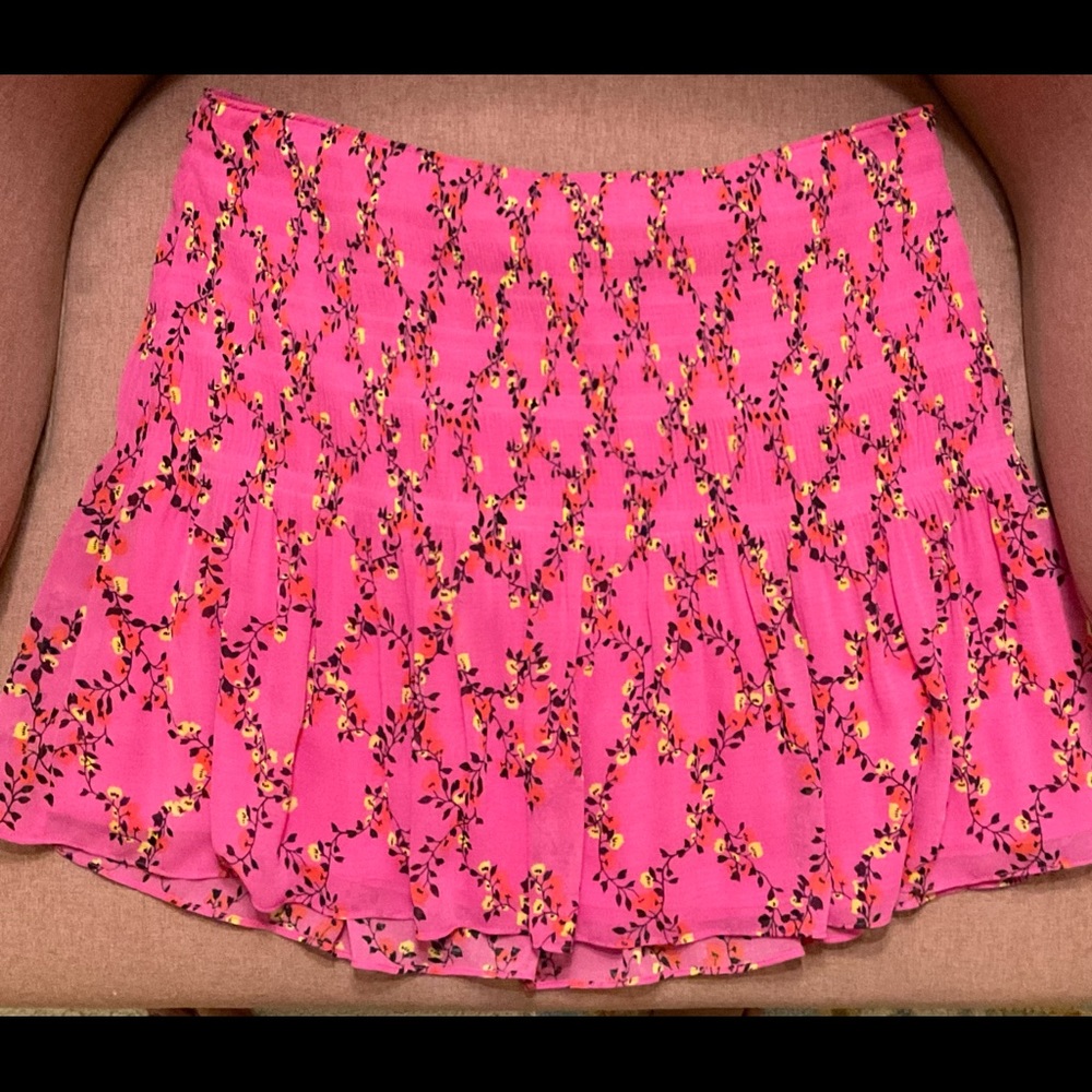 Diane Von Furstenberg mini skirt—6
